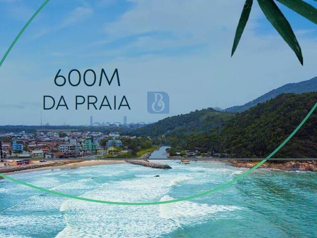 #305 - Apartamento para Venda em Navegantes - SC - 2