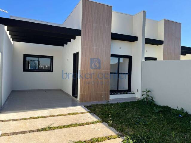 #368 - Casa para Venda em São José dos Pinhais - PR